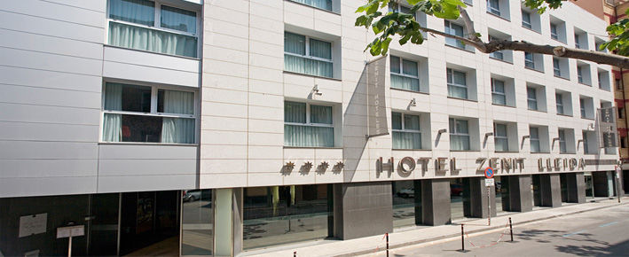 Zenit Lleida Hotel Exterior foto